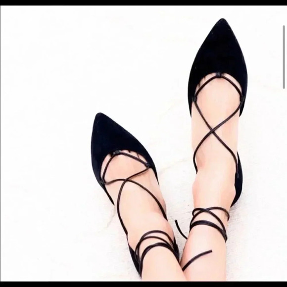 Stuart Weitzman Gilligan D’Orsay Shoes - Picture 1 of 7